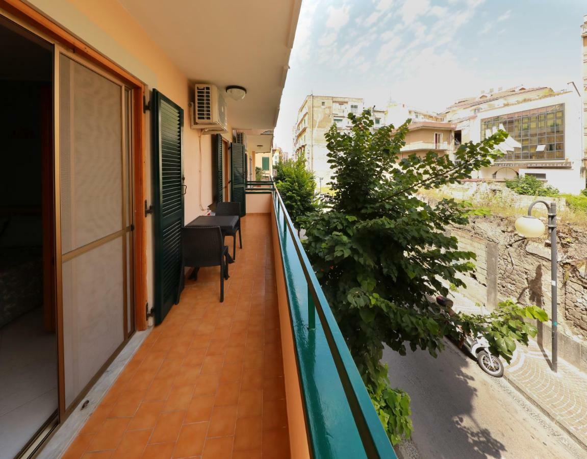 Appartamento Raimo House Castellammare di Stabia Esterno foto